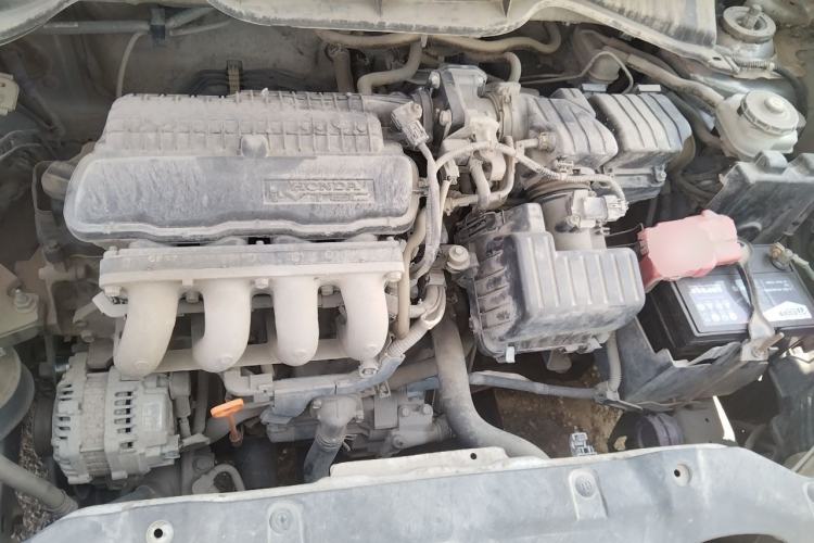 Used Honda City Classic 2012 1.5L manual Comfort version Engine Bay
