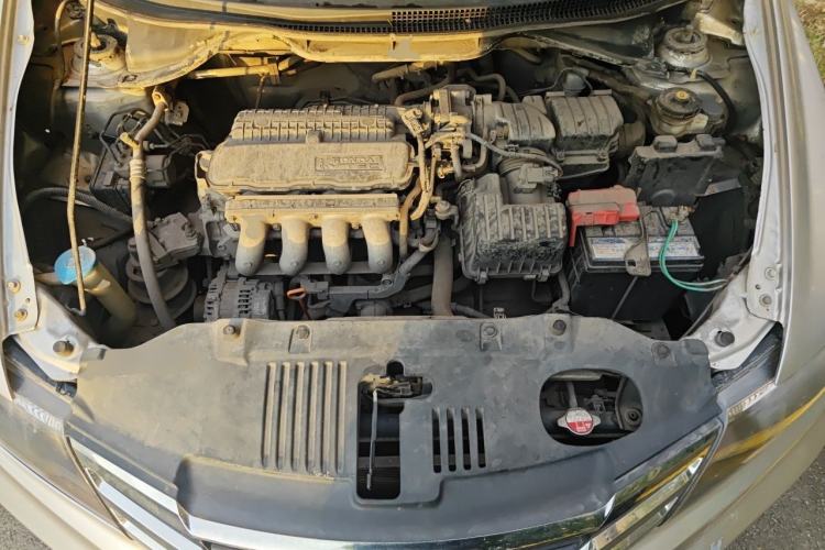 Used Honda City Classic 2012 1.5L manual Comfort version Engine Bay