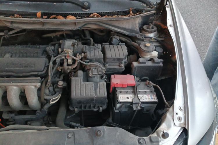Used Honda City Classic 2012 1.5L manual Elite Edition Engine Bay Left