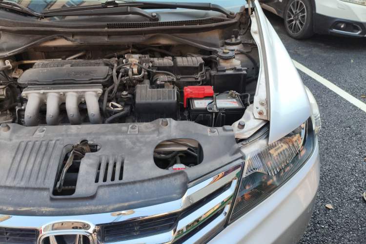 Used Honda City Classic 2012 1.5L Automatic Flagship Edition Engine Bay Left