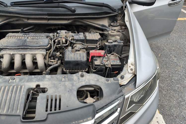 Used Honda City Classic 2012 1.5L Automatic Elite Edition Engine Bay Left