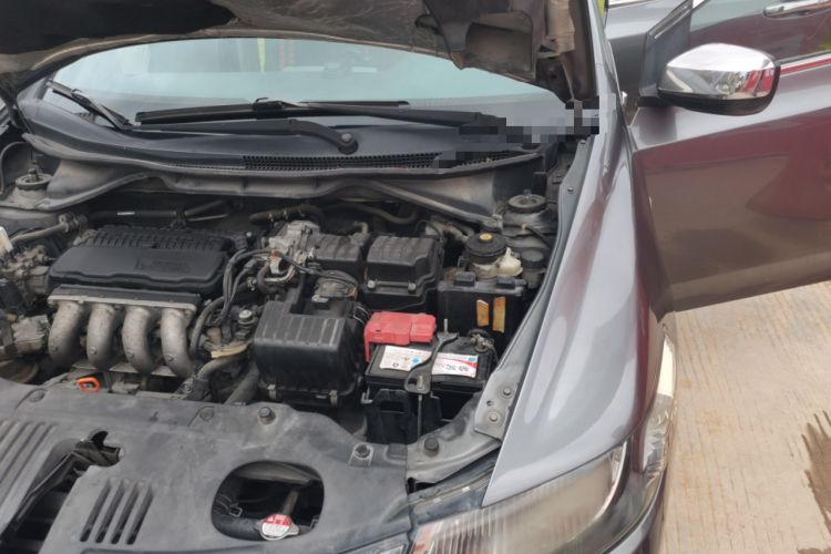 Used Honda City Classic 2012 1.5L manual Comfort version Engine Bay Left