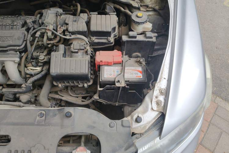 Used Honda City Classic 2012 1.5L Automatic Elite Edition Engine Bay Left