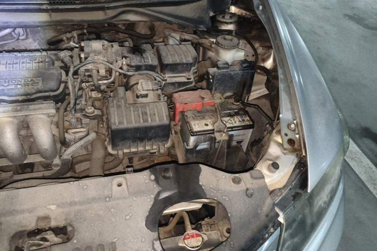 Used Honda City Classic 2012 1.5L Automatic Flagship Edition Engine Bay Left