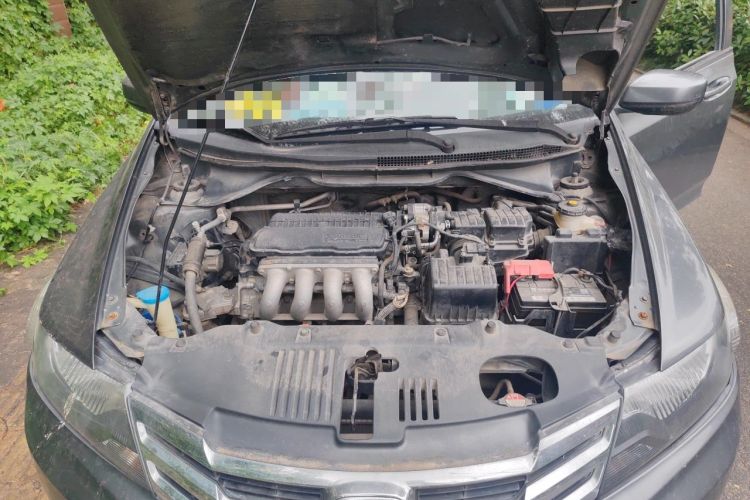 Used Honda City Classic 2012 1.5L manual Elite Edition Engine Bay