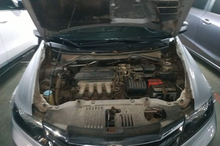 Used Honda City Classic 2012 1.5L Automatic Elite Edition Engine Bay