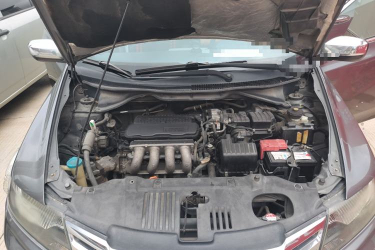 Used Honda City Classic 2012 1.5L manual Comfort version Engine Bay