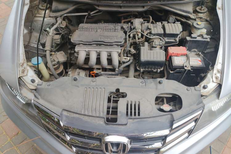 Used Honda City Classic 2012 1.5L Automatic Elite Edition Engine Bay