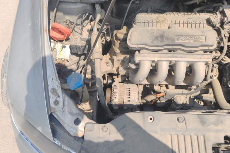 Used Honda City Classic 2012 1.5L manual Comfort version Engine Bay Right