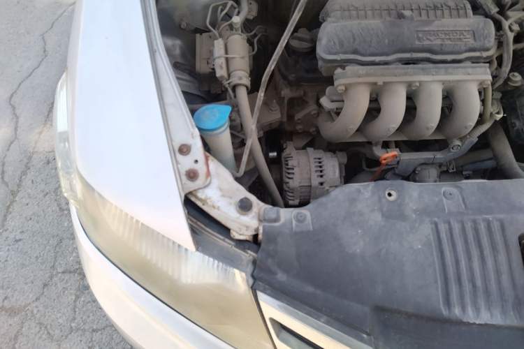 Used Honda City Classic 2012 1.5L manual Comfort version Engine Bay Right