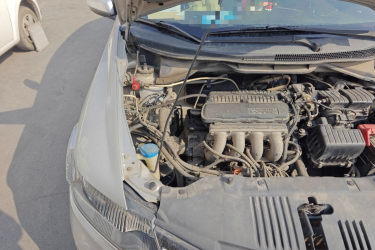 Used Honda City Classic 2012 1.5L manual Comfort version Engine Bay Right