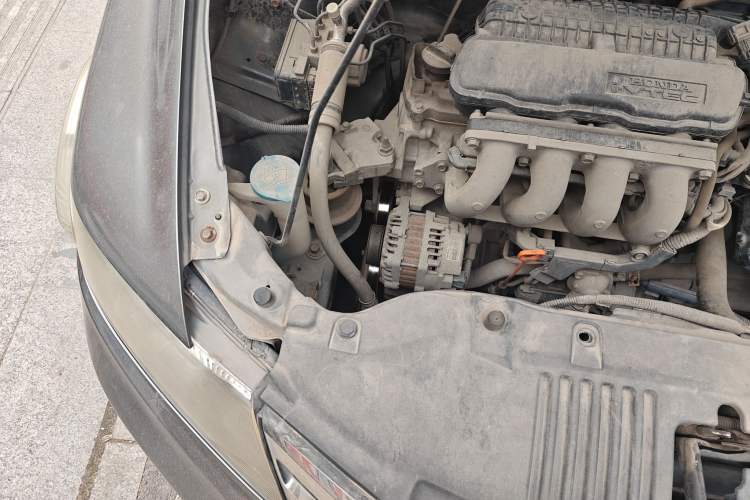 Used Honda City Classic 2012 1.5L manual Elite Edition Engine Bay Right