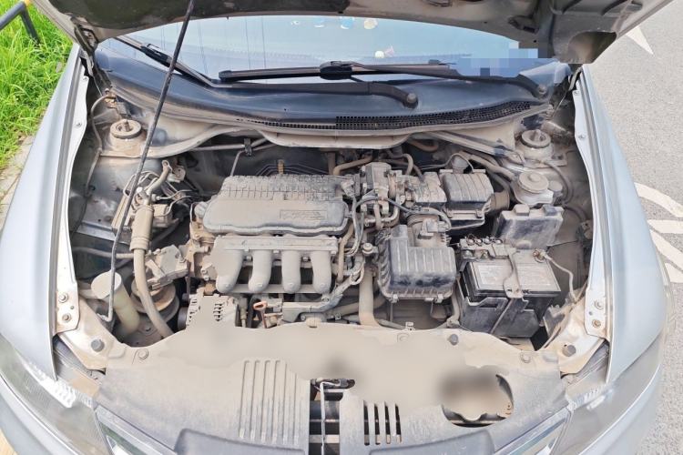 Used Honda City Classic 2012 1.5L manual Comfort version Engine Bay