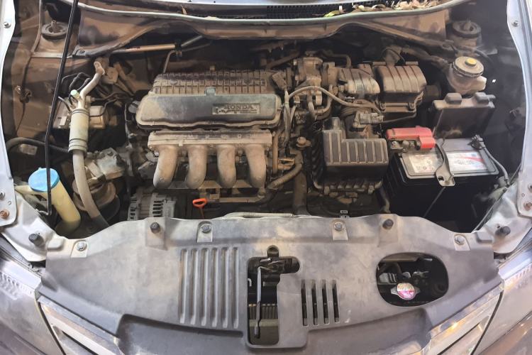 Used Honda City Classic 2012 1.5L Automatic Elite Edition Engine Bay