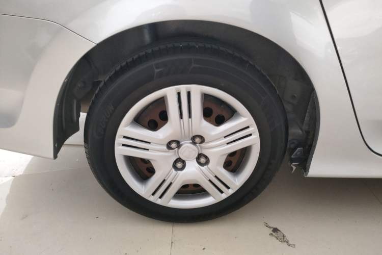 Used Honda City Classic 2012 1.5L manual Comfort version Exterior 8