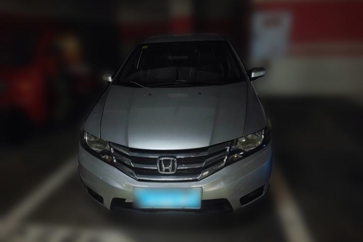 Used Honda City Classic 2012 1.5L manual Comfort version Front