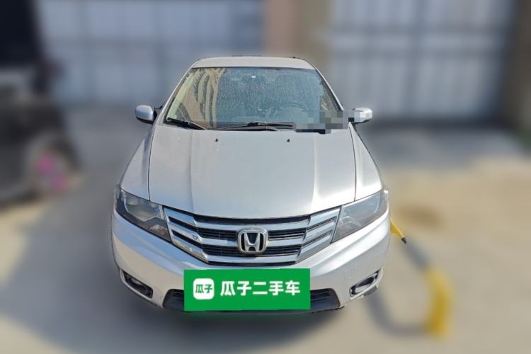 Used Honda City Classic 2012 1.5L manual Comfort version Front