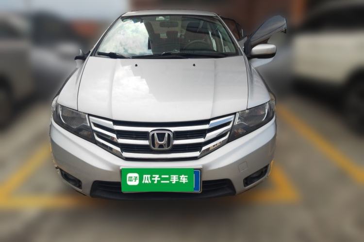 Used Honda City Classic 2012 1.5L manual Comfort version Front