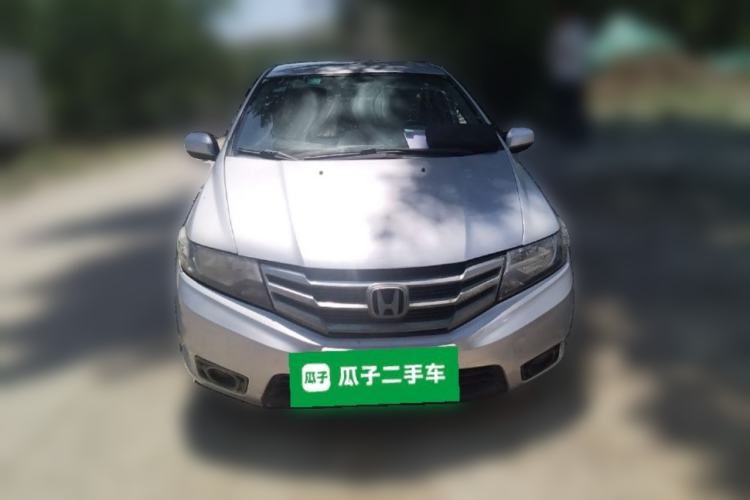 Used Honda City Classic 2012 1.5L manual Comfort version Front