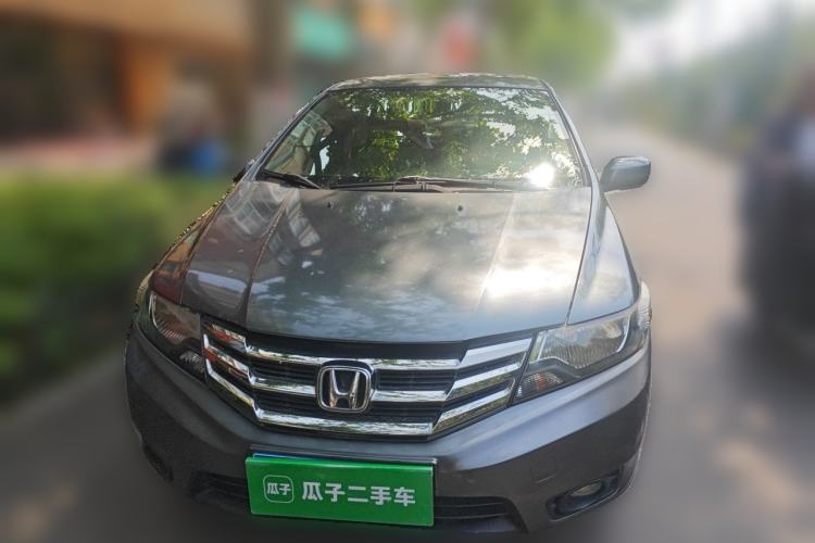 Used Honda City Classic 2012 1.5L manual Comfort version Front