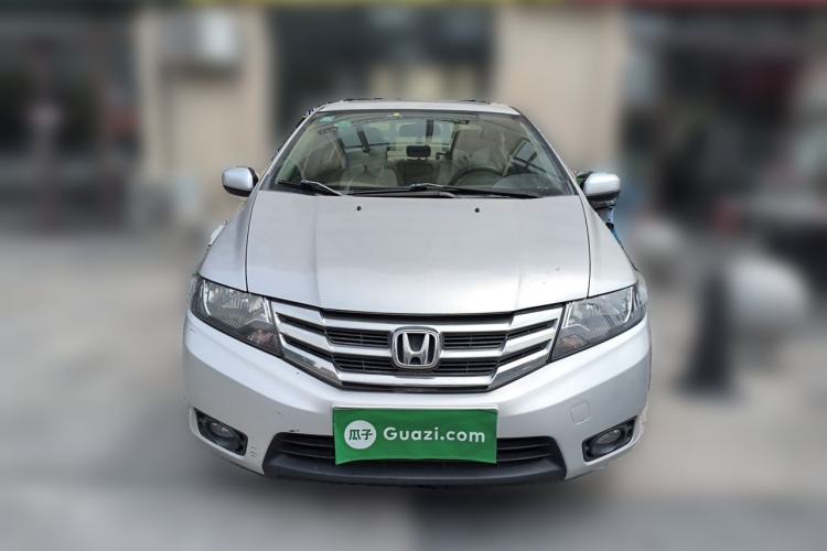 Used Honda City Classic 2012 1.5L manual Comfort version Front