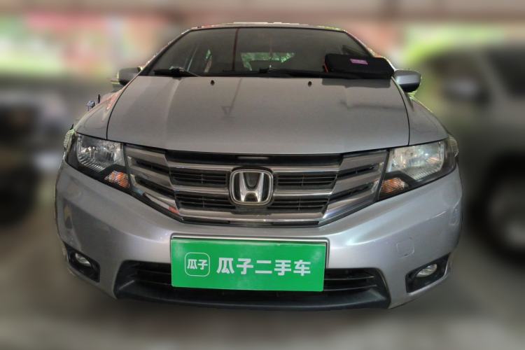 Used Honda City Classic 2012 1.5L manual Comfort version Front