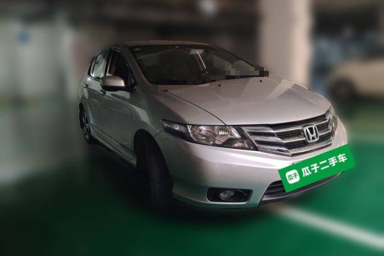 Used Honda City Classic 2012 1.5L manual Comfort version Front Right 45 Deg