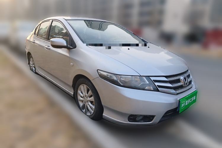 Used Honda City Classic 2012 1.5L manual Elite Edition Front Right 45 Deg