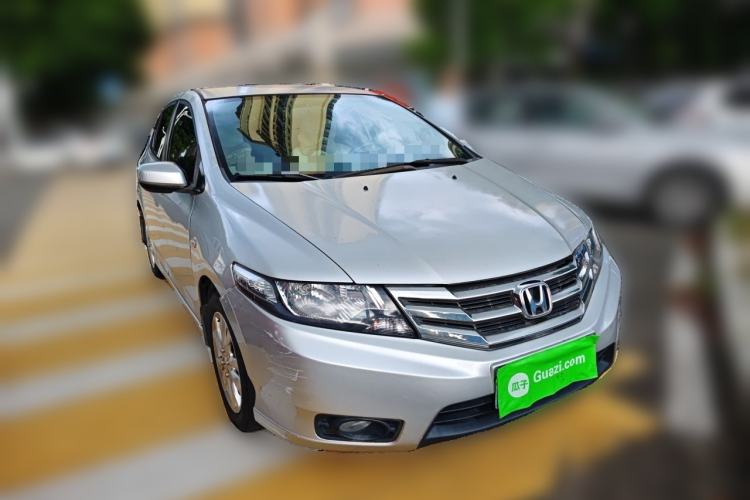 Used Honda City Classic 2012 1.5L manual Comfort version Front Right 45 Deg