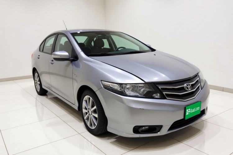 Used Honda City Classic 2012 1.8L automatic luxury edition Front Right 45 Deg