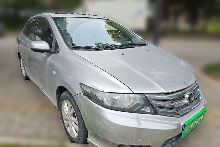 Used Honda City Classic 2012 1.5L Automatic Flagship Edition Front Right 45 Deg