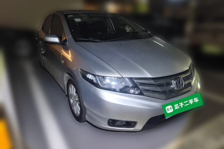 Used Honda City Classic 2012 1.5L manual Elite Edition Front Right 45 Deg