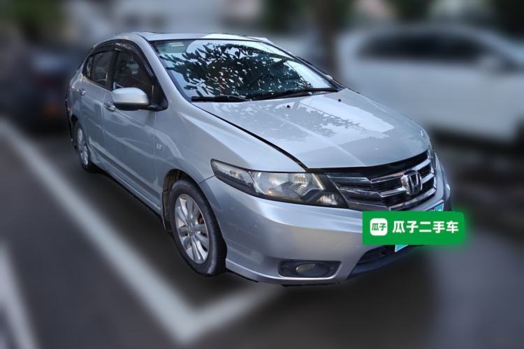 Used Honda City Classic 2012 1.5L manual Elite Edition Front Right 45 Deg