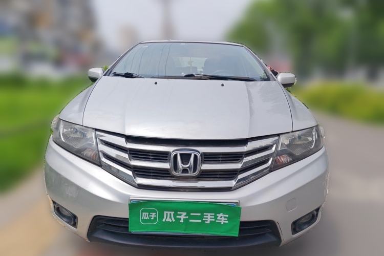 Used Honda City Classic 2012 1.5L manual Comfort version Front