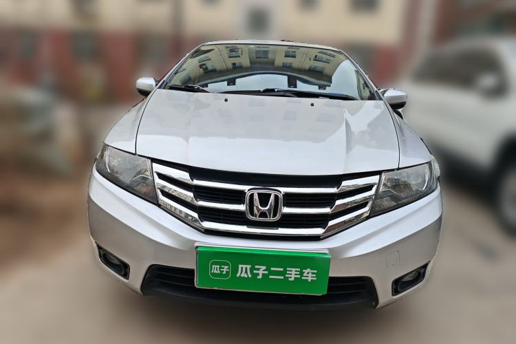 Used Honda City Classic 2012 1.5L manual Comfort version Front