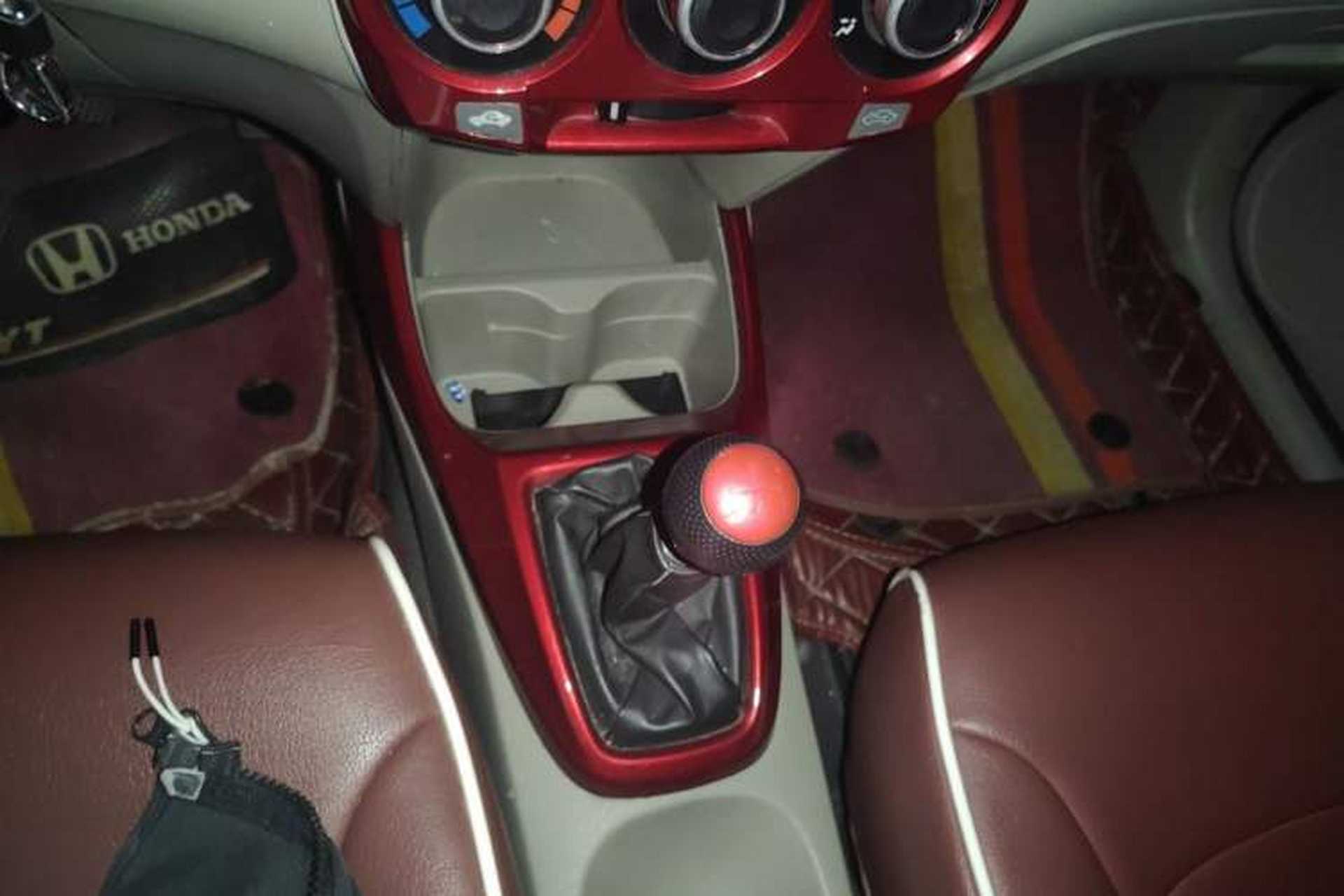 Used Honda City Classic 2012 1.5L manual Comfort version Gear Lever