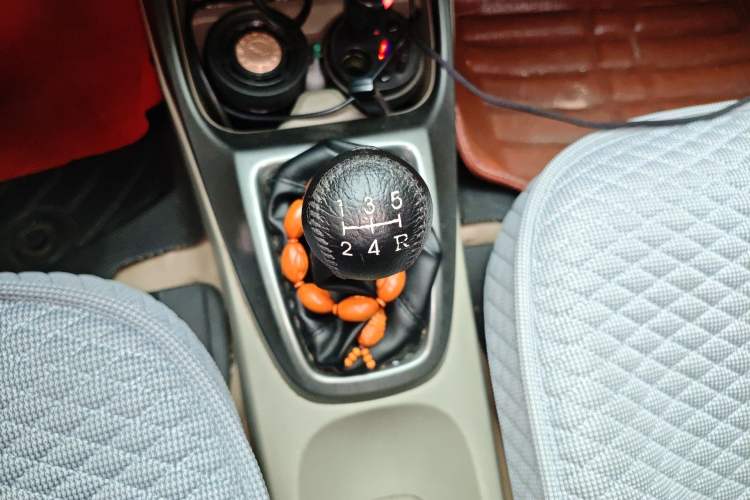 Used Honda City Classic 2012 1.5L manual Comfort version Gear Lever