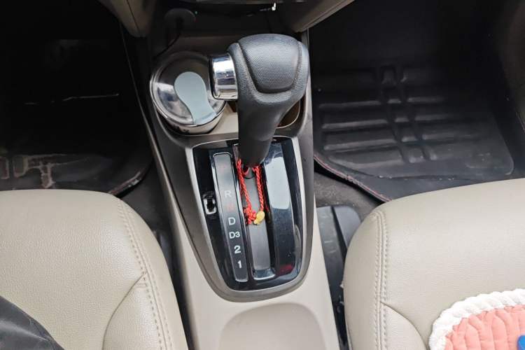 Used Honda City Classic 2012 1.5L Automatic Elite Edition Gear Lever