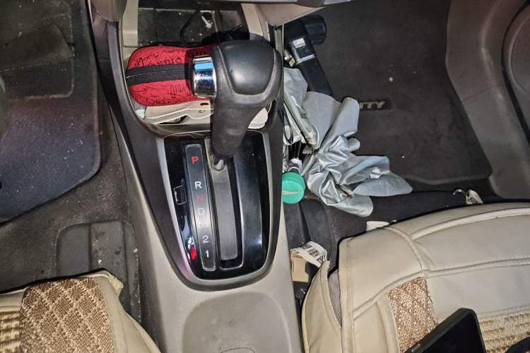 Used Honda City Classic 2012 1.5L Automatic Elite Edition Gear Lever
