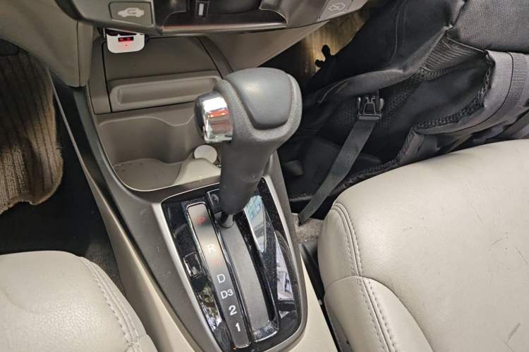 Used Honda City Classic 2012 1.5L Automatic Flagship Edition Gear Lever