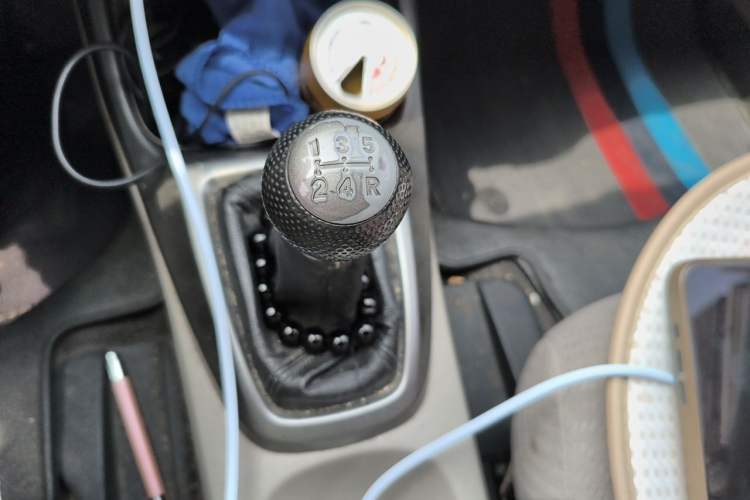 Used Honda City Classic 2012 1.5L manual Comfort version Gear Lever
