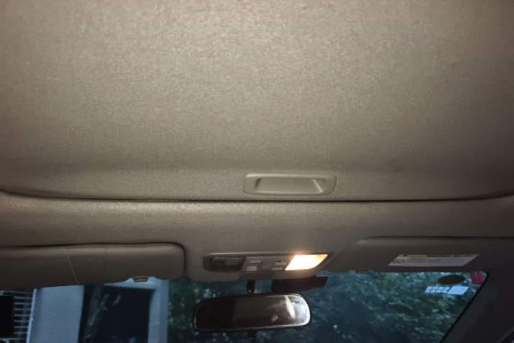 Used Honda City Classic 2012 1.5L manual Elite Edition Headliner