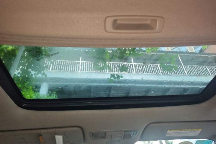 Used Honda City Classic 2012 1.5L manual Elite Edition Headliner