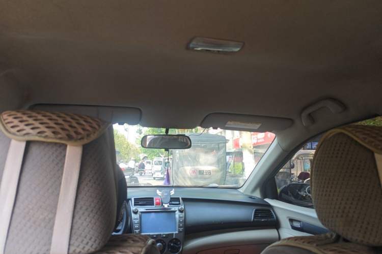 Used Honda City Classic 2012 1.5L manual Comfort version Headliner