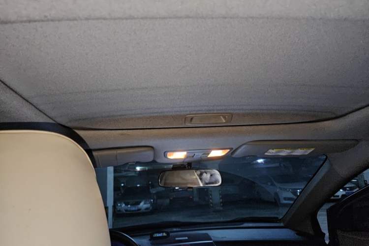 Used Honda City Classic 2012 1.5L Automatic Elite Edition Headliner