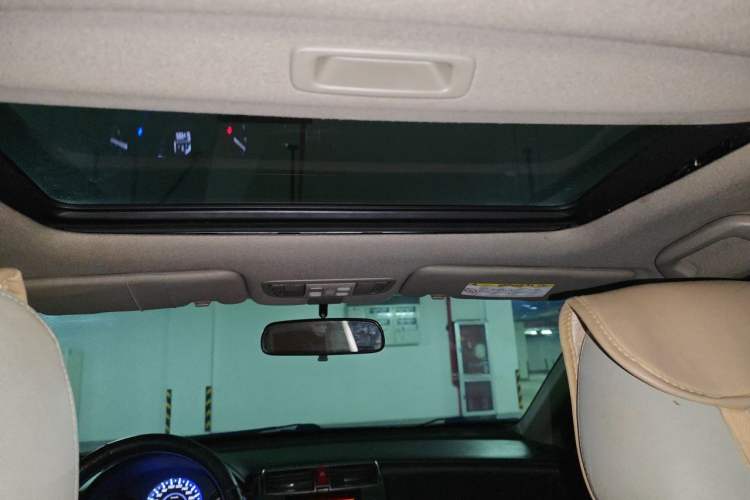 Used Honda City Classic 2012 1.5L manual Elite Edition Headliner