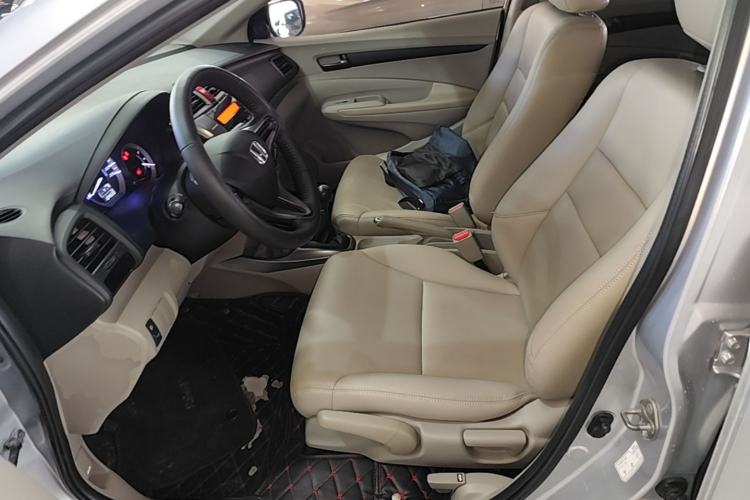 Used Honda City Classic 2012 1.5L manual Comfort version Left Front Seat
