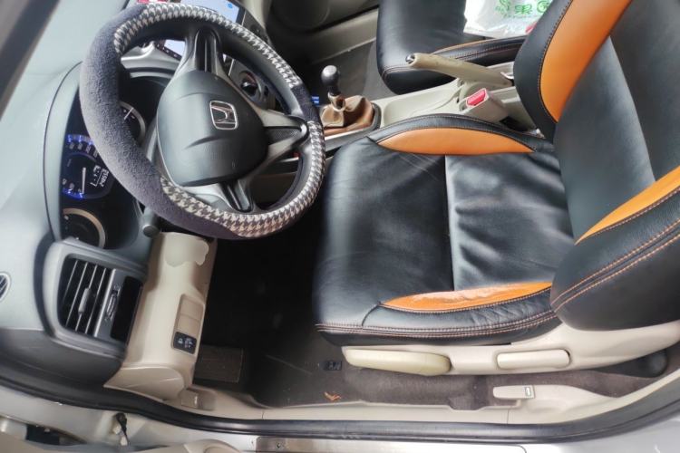Used Honda City Classic 2012 1.5L manual Comfort version Left Front Seat