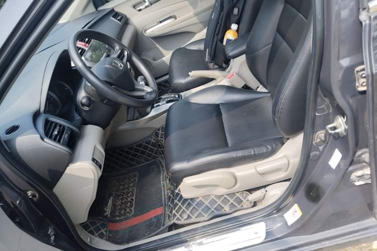 Used Honda City Classic 2012 1.5L Automatic Elite Edition Left Front Seat