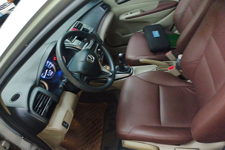 Used Honda City Classic 2012 1.5L manual Comfort version Left Front Seat